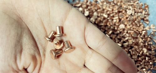 Aeris Rivets Navis Romania